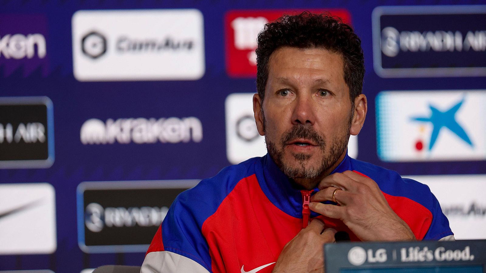 Simeone tras el derbi: "Mi sentimiento es de rabia y de injusticia" - Fútbol | Ver