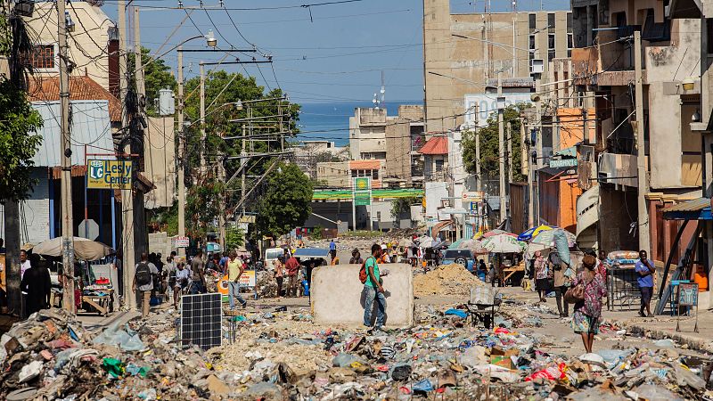 Las bandas armadas siembran el caos en Haití - Fin de semana 24h | Ver