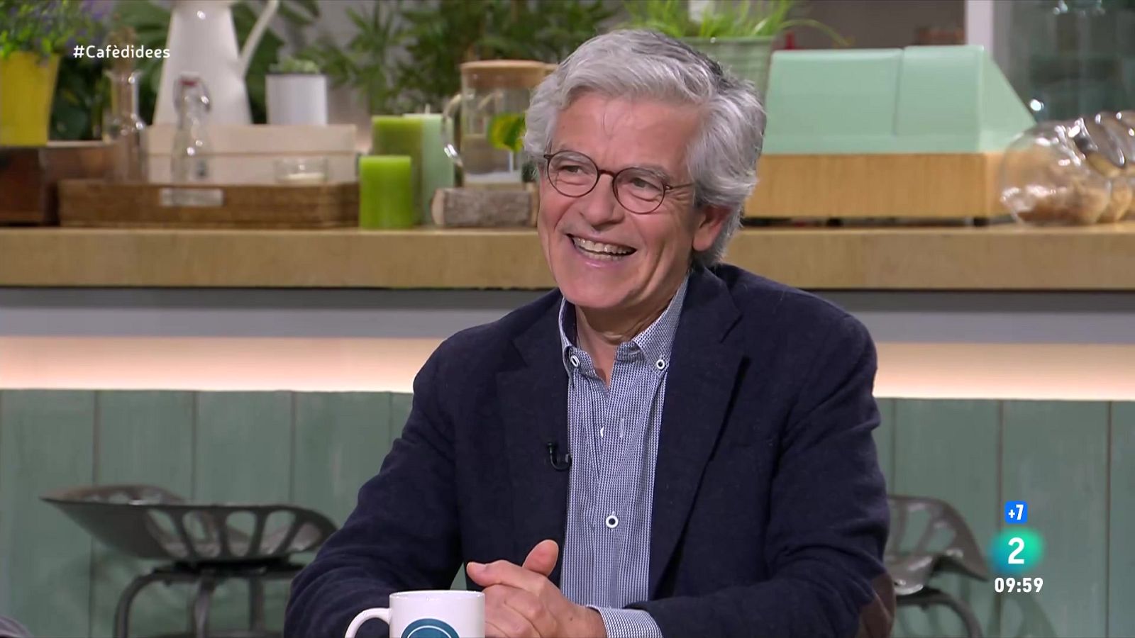 El doctor Ramon Grimalt presenta el llibre 'Estima la teva pell' - Cafè d'idees | Veure