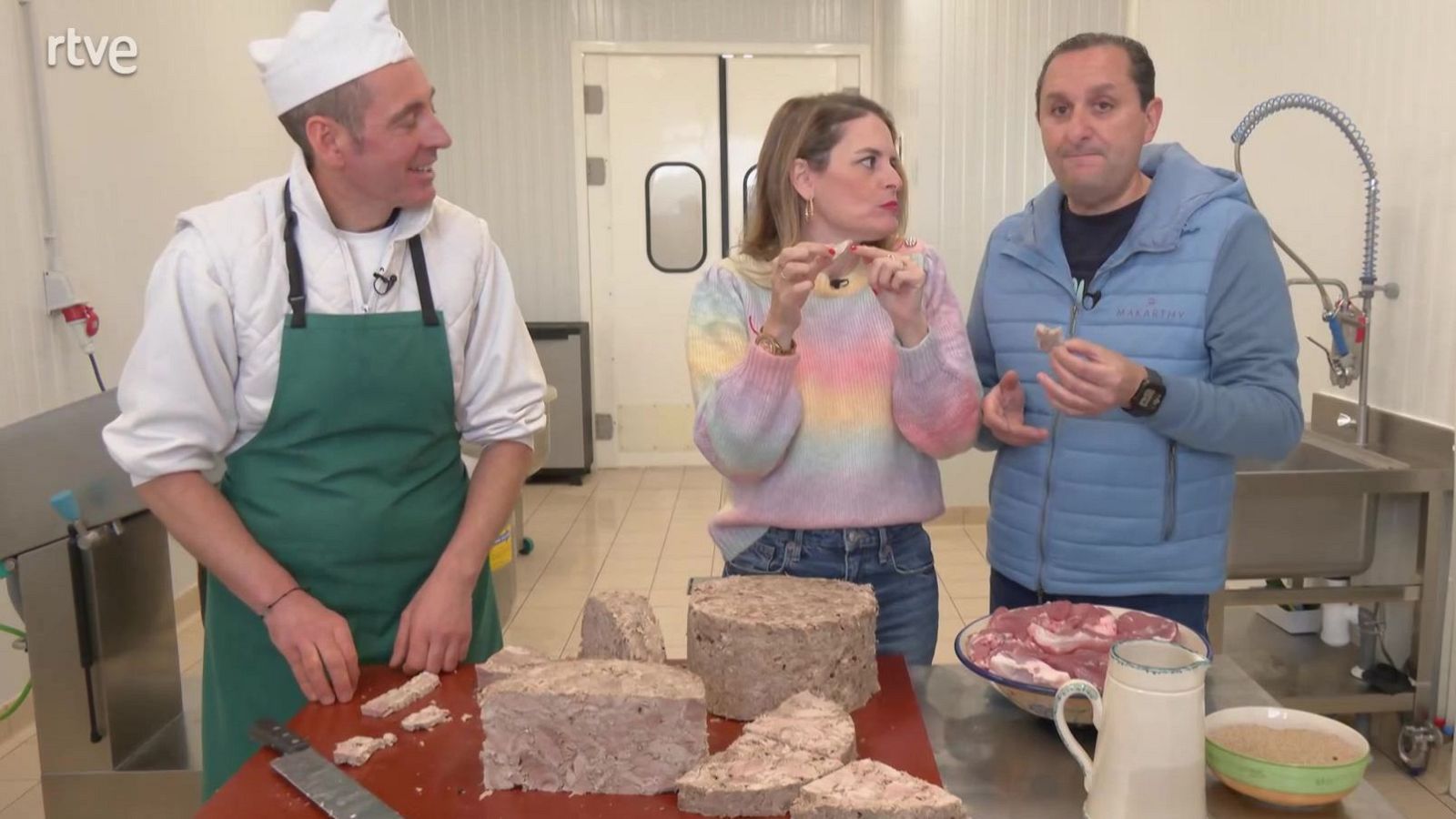 Así es la curiosa fusión del queso de cerdo, un manjar granadino - Aquí la Tierra | Ver