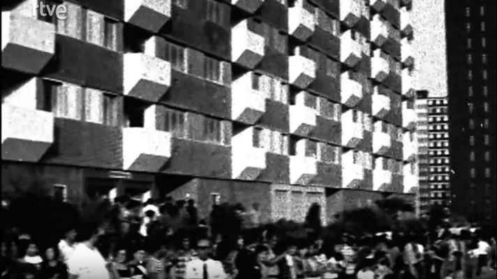  - Polígono Badía y planos de construcción