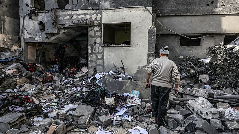 Israel rompe el alto el fuego con más de 400 muertes en Gaza y advierte: "Es solo el principio"