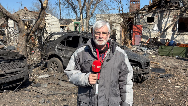 Los rusos bombardean el Donbás tras la conversación entre Trump y Putin - Escuchar ahora