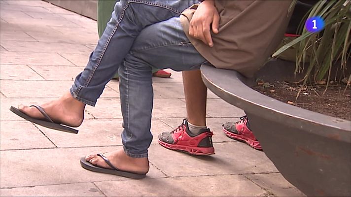 L'Informatiu - Com és el procés d'acollida dels joves i infants emigrats sols?