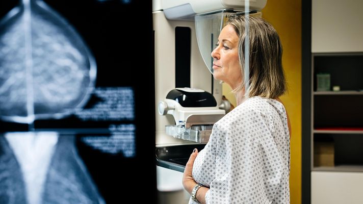 La hora de La 1 - Polémica sobre la prescripción de tratamientos oncológicos en la sanidad privada