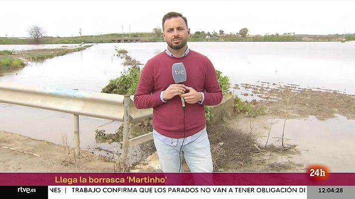 Informativo 24h - Desalojados trece vecinos en El Palmar de Troya ante la llegada de la nueva borrasca Martinho
