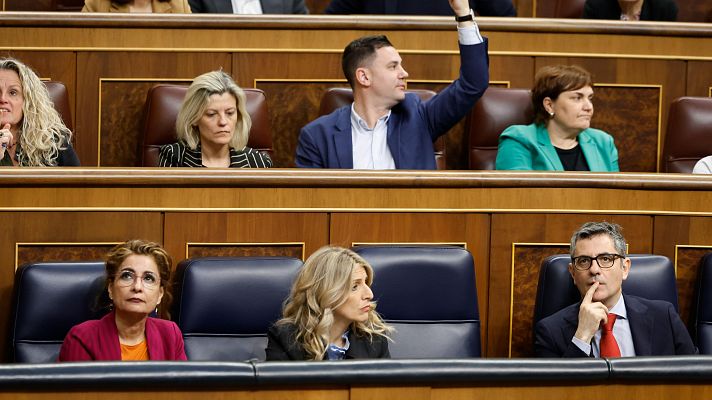 Telediario 1 - Una votación sobre el gasto en defensa y la permanencia en la OTAN divide al Gobierno de coalición en el Congreso