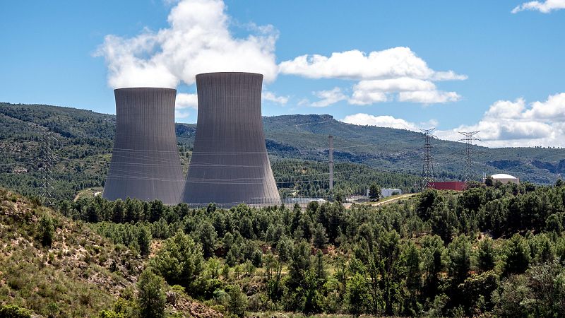 El presidente de Iberdrola ha advertido que si se apagan las centrales nucleares, la electricidad subirá más de un 20%