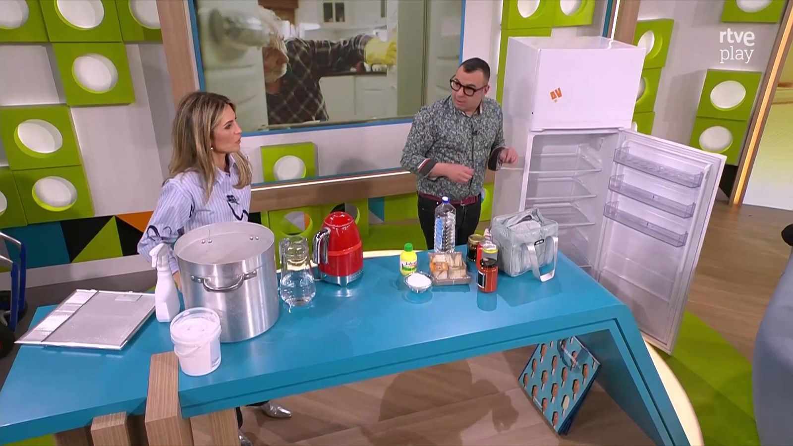 Com netejar la nevera i els filtres de l'extractor | L'altaveu - L'altaveu | Veure