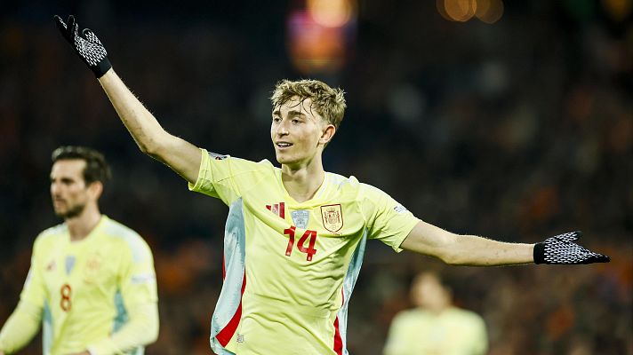 UEFA Nations League - Dean Huijsen, tras su debut con España: "Para mí es un sueño y estoy encantado de jugar en este equipo"