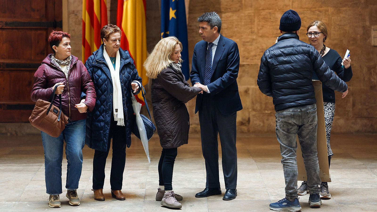 Dana: una asociación de víctimas acusa a Mazón de "blanquear su imagen" - Informativo 24h | Ver