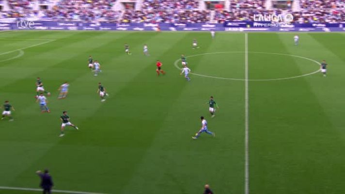 Resúmenes de LaLiga - Málaga CF - Racing Club Ferrol: resumen del partido de la 32ª jornada de Liga | Segunda