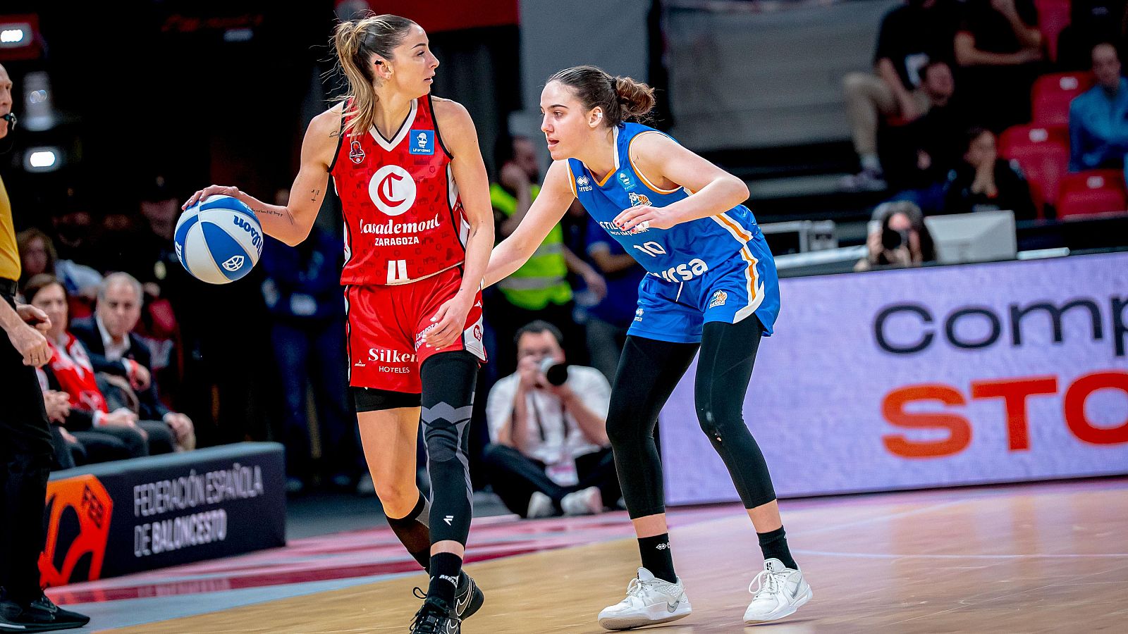 Baloncesto - Copa de la Reina. 2ª Semifinal: Perfumerías Avenida - Casademont Zaragoza - ver ahora