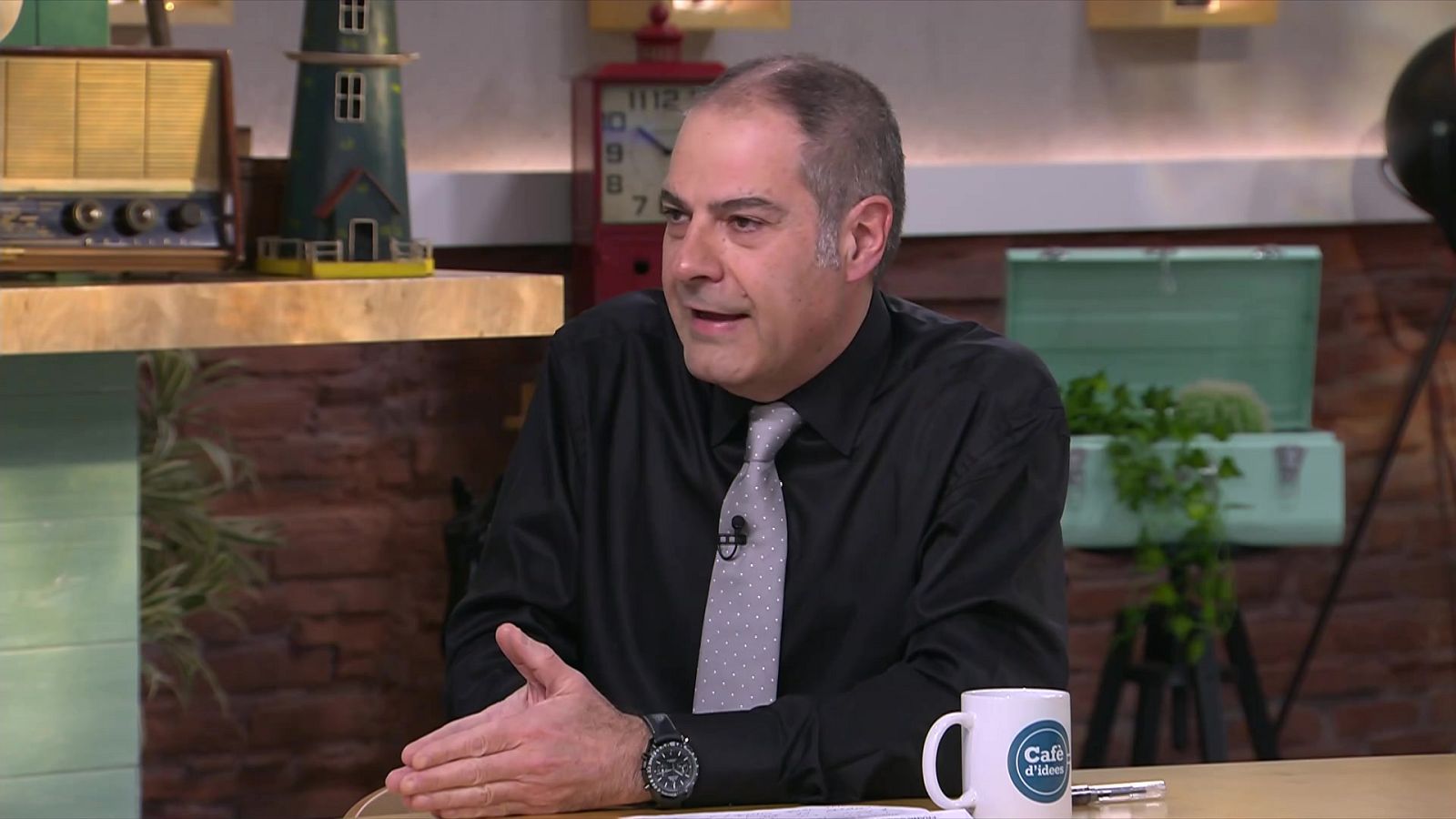 'Les Mares', 'The Alto Knights' i les campanes de Bescanó - Cafè d'idees | Veure