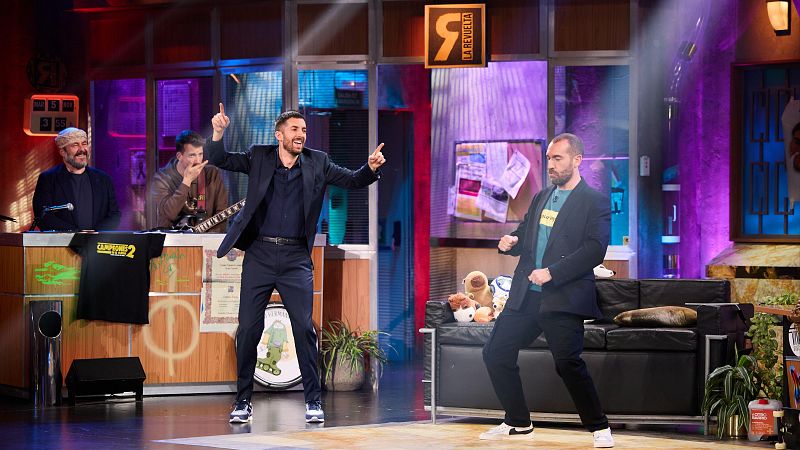 La Revuelta | Jorge Ponce alucina con Elvis Crespo