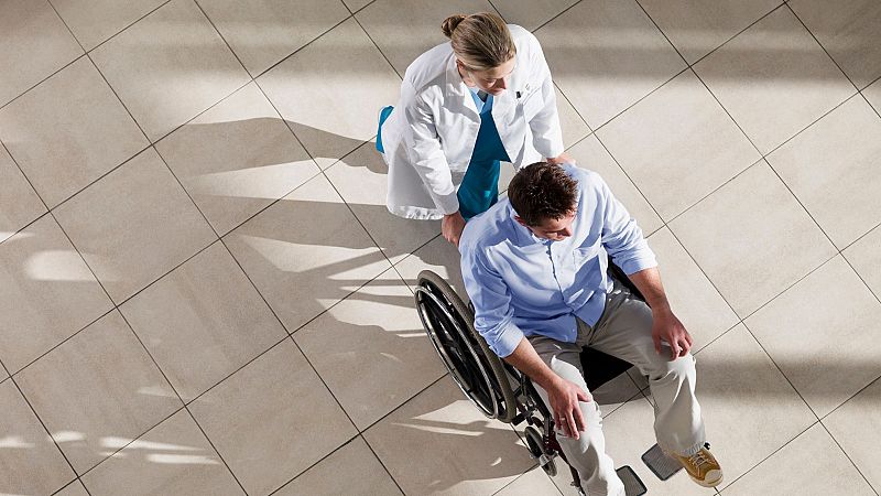 La AIReF plantea integrar a los nuevos funcionarios en el sistema nacional de salud