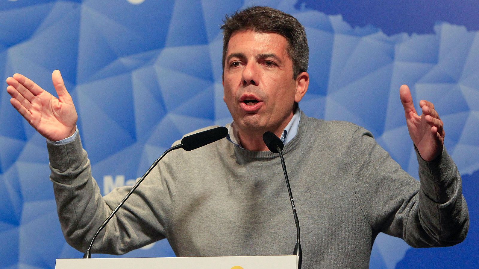 Mazón reprocha a Sánchez no haber vuelto a Valencia desde la dana | Ver