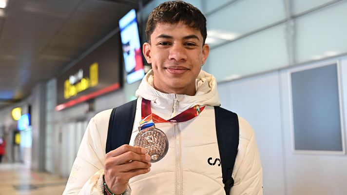 Atletismo - Josué Canales sigue sin creerse su bronce mundial y se acuerda de su abuela: "Era un adolescente que estaba medio perdido"