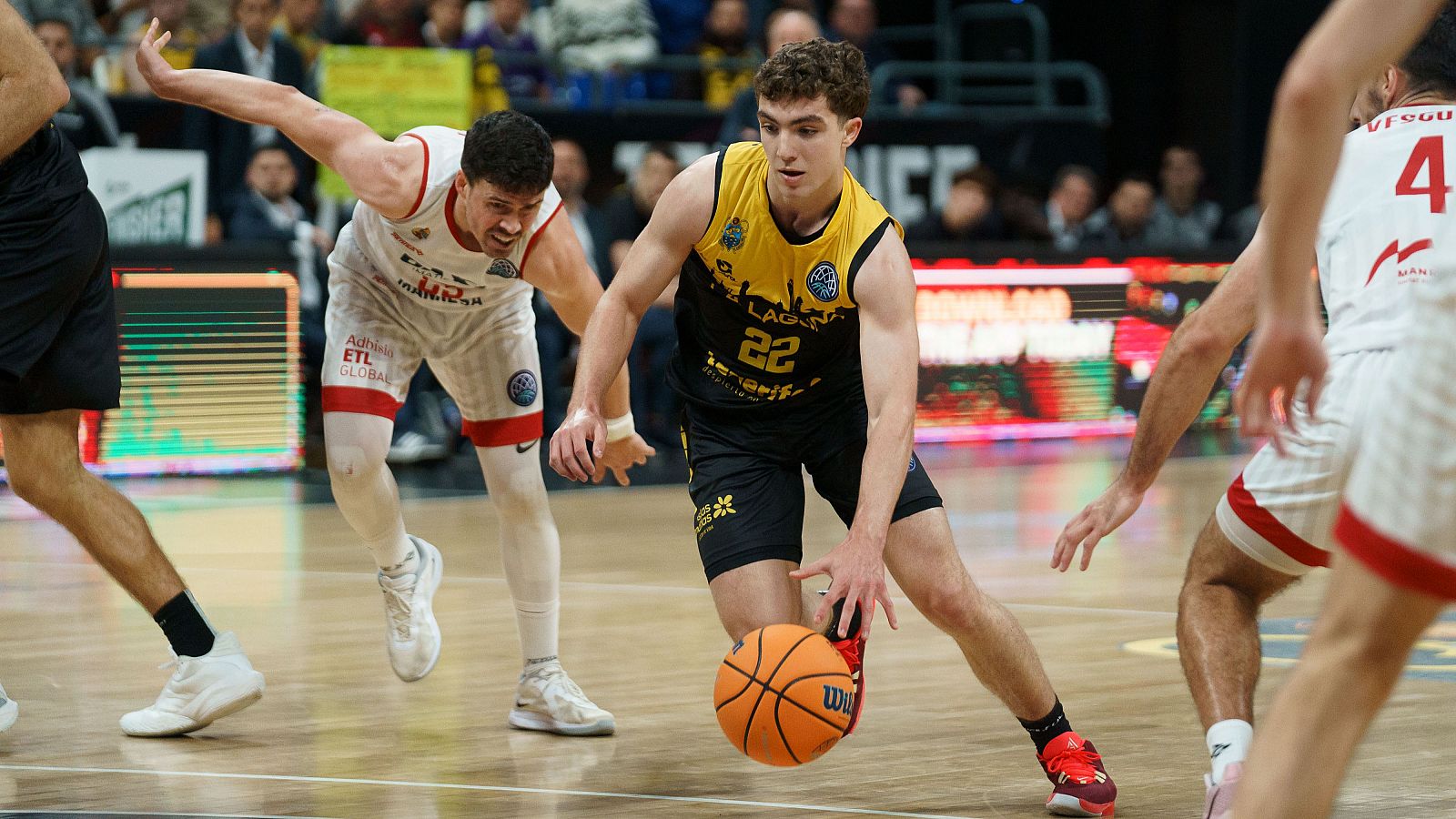 Baloncesto - Champions League. 1/8 Final: La Laguna Tenerife - Baxi Manresa - ver ahora