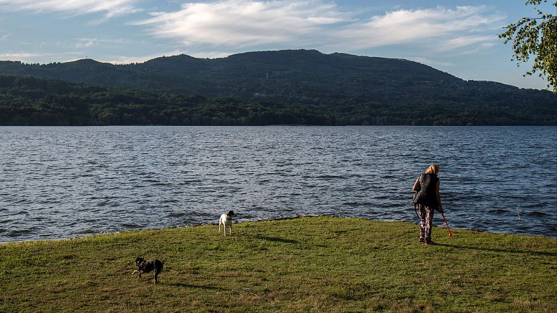 Denuncia pionera contra las administraciones gallegas por la contaminación del embalse de As Conchas