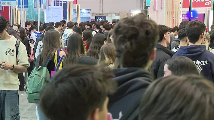 L'Informatiu - El Saló de l'Ensenyament obre portes amb l'FP com un dels plats forts