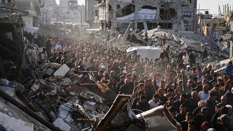 Cientos de palestinos se manifiestan en Gaza contra Hamás y la guerra