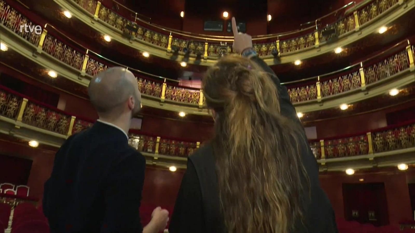 Tras el telón del Español - Aquí hay trabajo | Ver