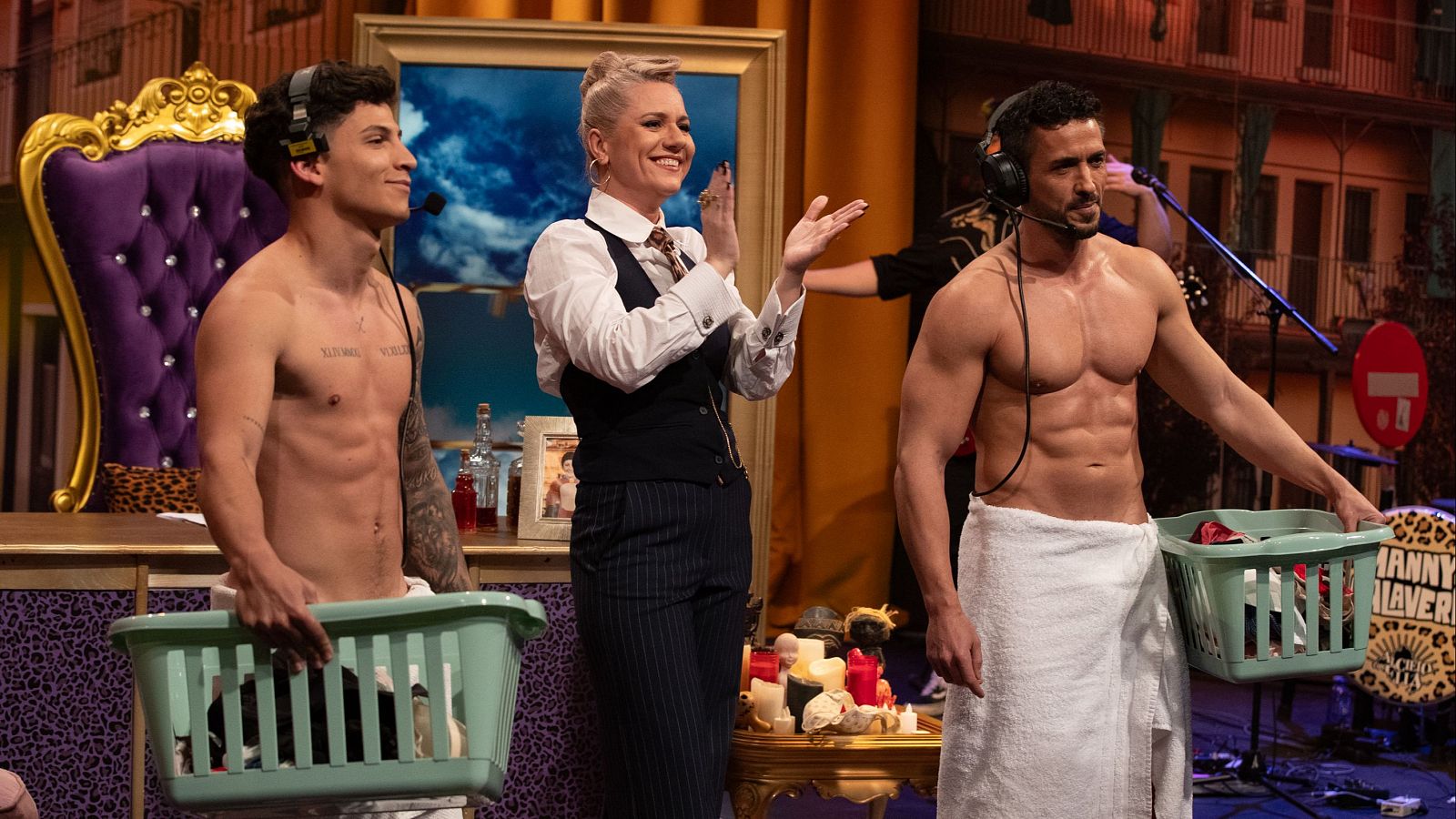 Henar Álvarez y la cosificación femenina - Al cielo con ella | Ver