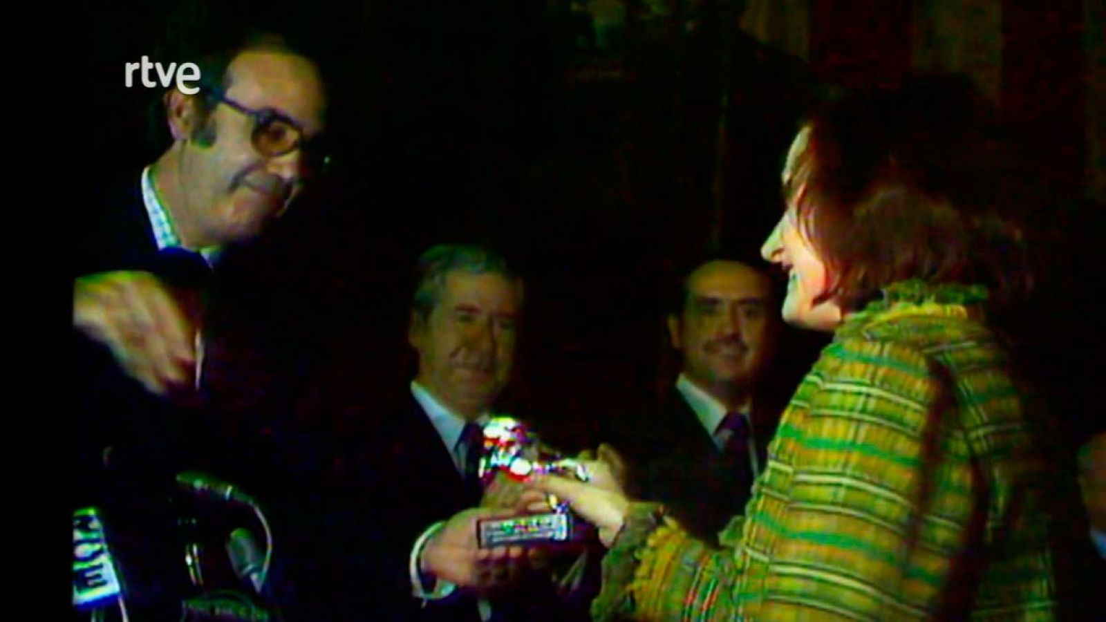 Rosa Victòria Gras, Premio Ondas 1977 por 'Curs de català parlat' | Ver