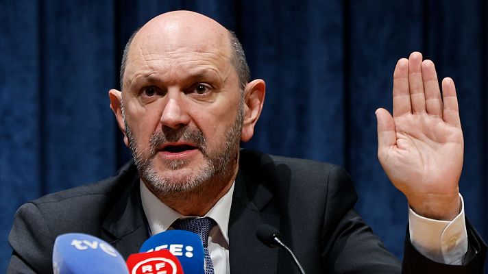 Diario 24 - Vigo y Valencia serán propuestas como sedes del Mundial 2030, anuncia Louzán, que llama "populista" a Caballero