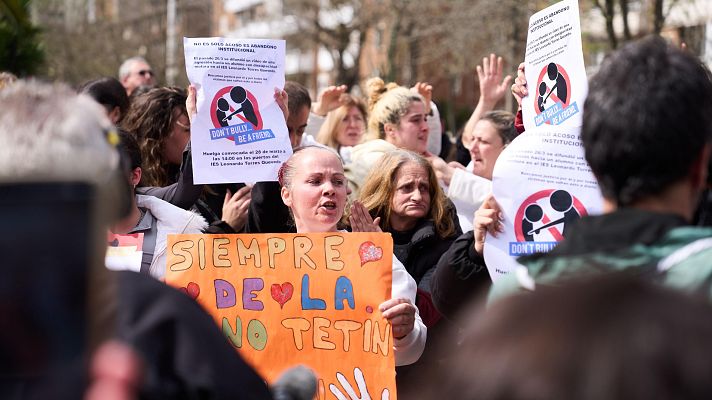 Telediario 1 - El fiscal pide alejamiento para los menores investigados por acosar a un compañero en Santander