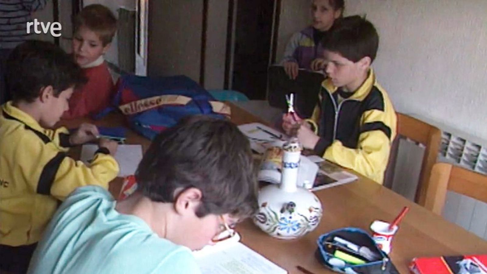 Una història del passat? - Giravolt - Arxiu TVE Catalunya - Giravolt (1994-1997) | Veure