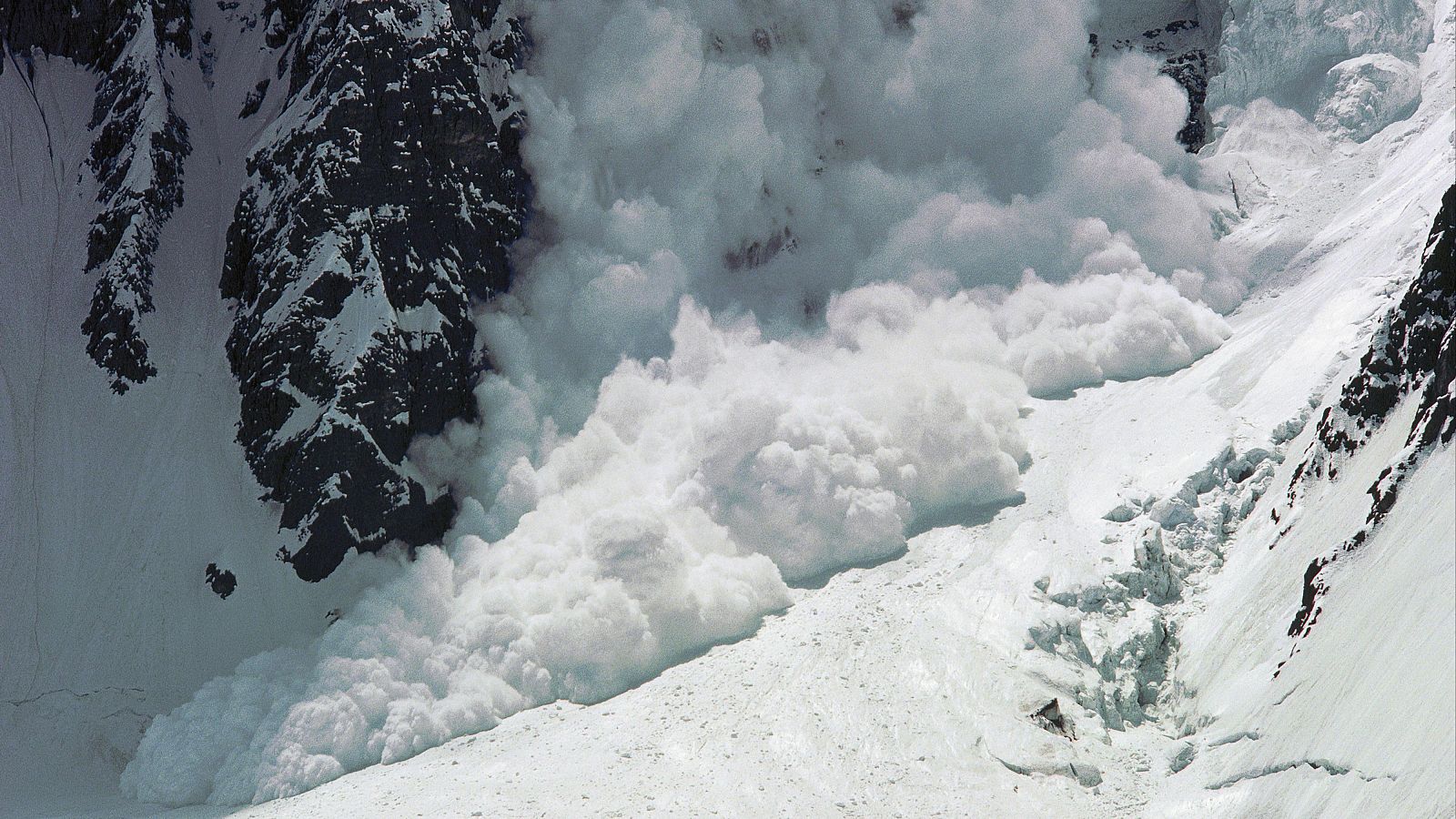 Evaluar la nieve, clave para la prevención de aludes - Telediario 1 | Ver