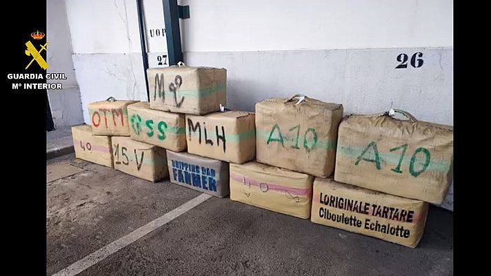 Telediario Fin de Semana - Desarticulada una organización que introducía hachís a gran escala de Marruecos a través del Guadalquivir