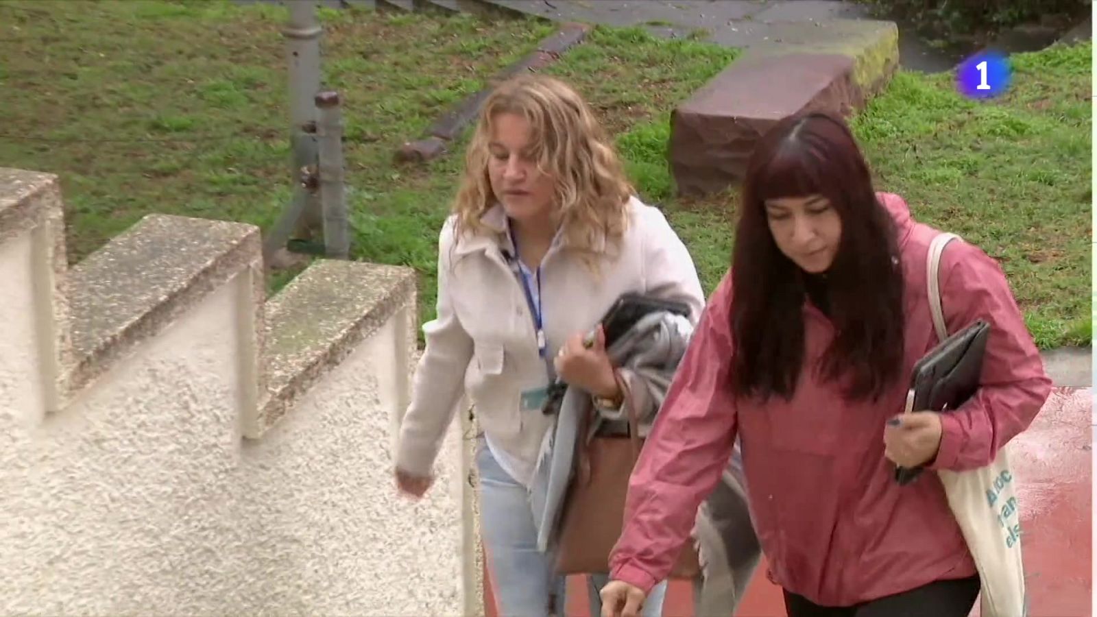 Solidaridad vecinal contra la soledad | Ver