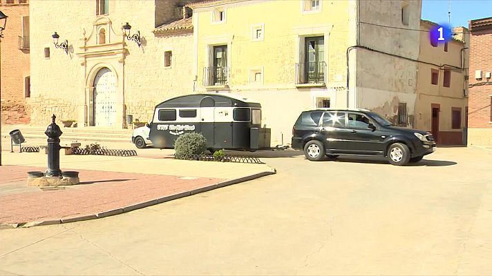 Telediario Fin de Semana - Peluquería sobre ruedas