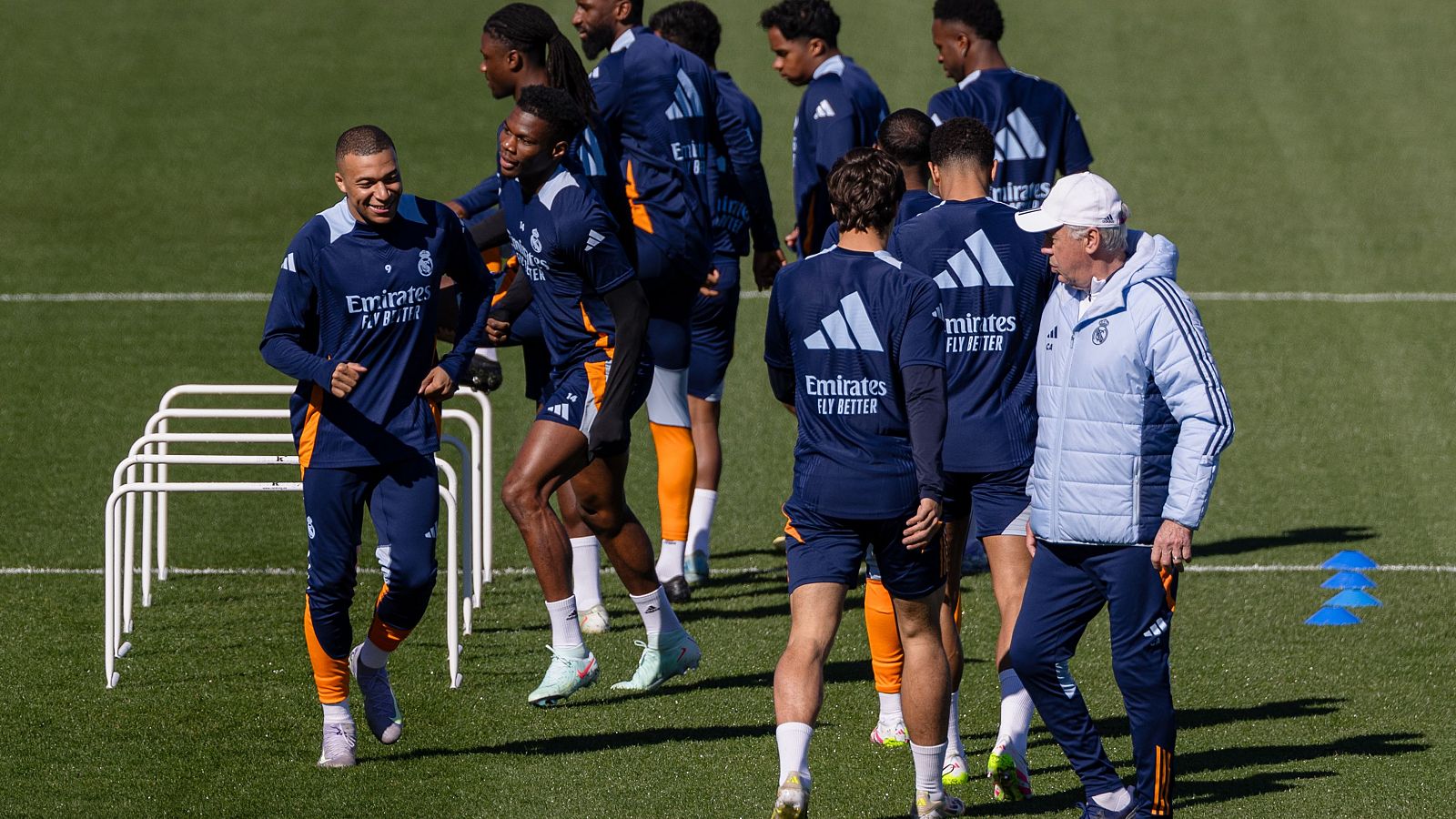 Ancelotti defiende el estilo de juego del Real Madrid | Ver