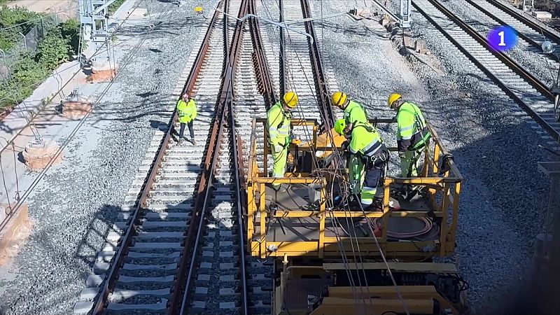 Nova jornada d'incidències a Rodalies: retards per dues avaries al sistema d'electrificació