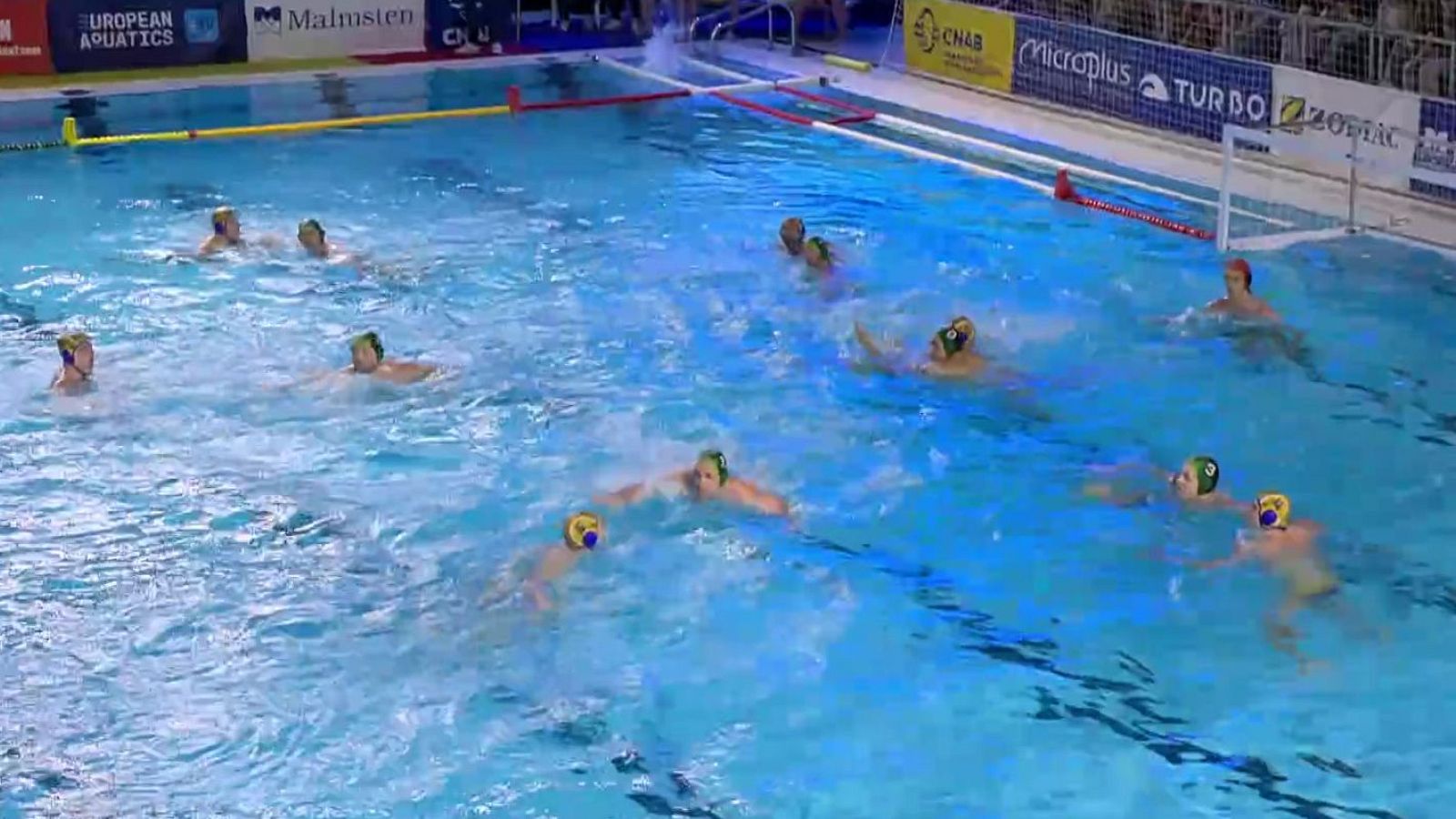 Waterpolo - Liga Europea Masculina. ¼ final: CN At. Barceloneta - Ferencváros TC  - ver ahora