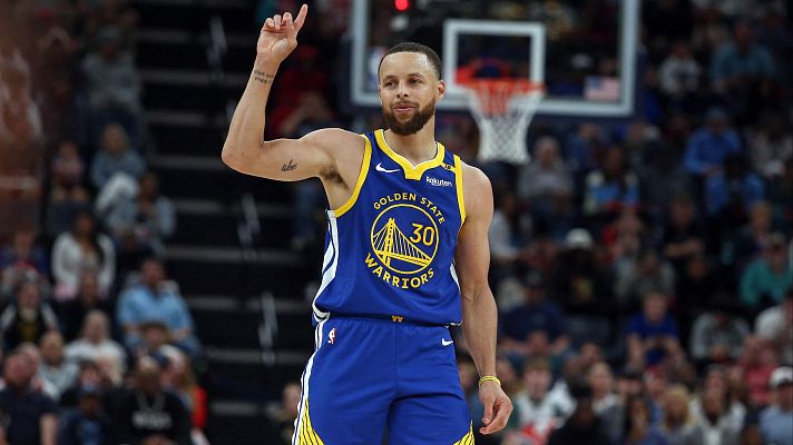 Diario 24 - Un 'extraterrestre' en la NBA: 52 puntos, 10 rebotes y 8 asistencias de Curry
