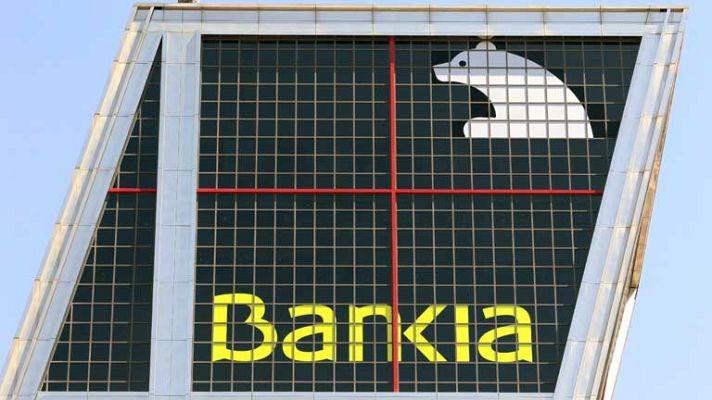 Telediario 1 - Bankia plantea 4.900 despidos