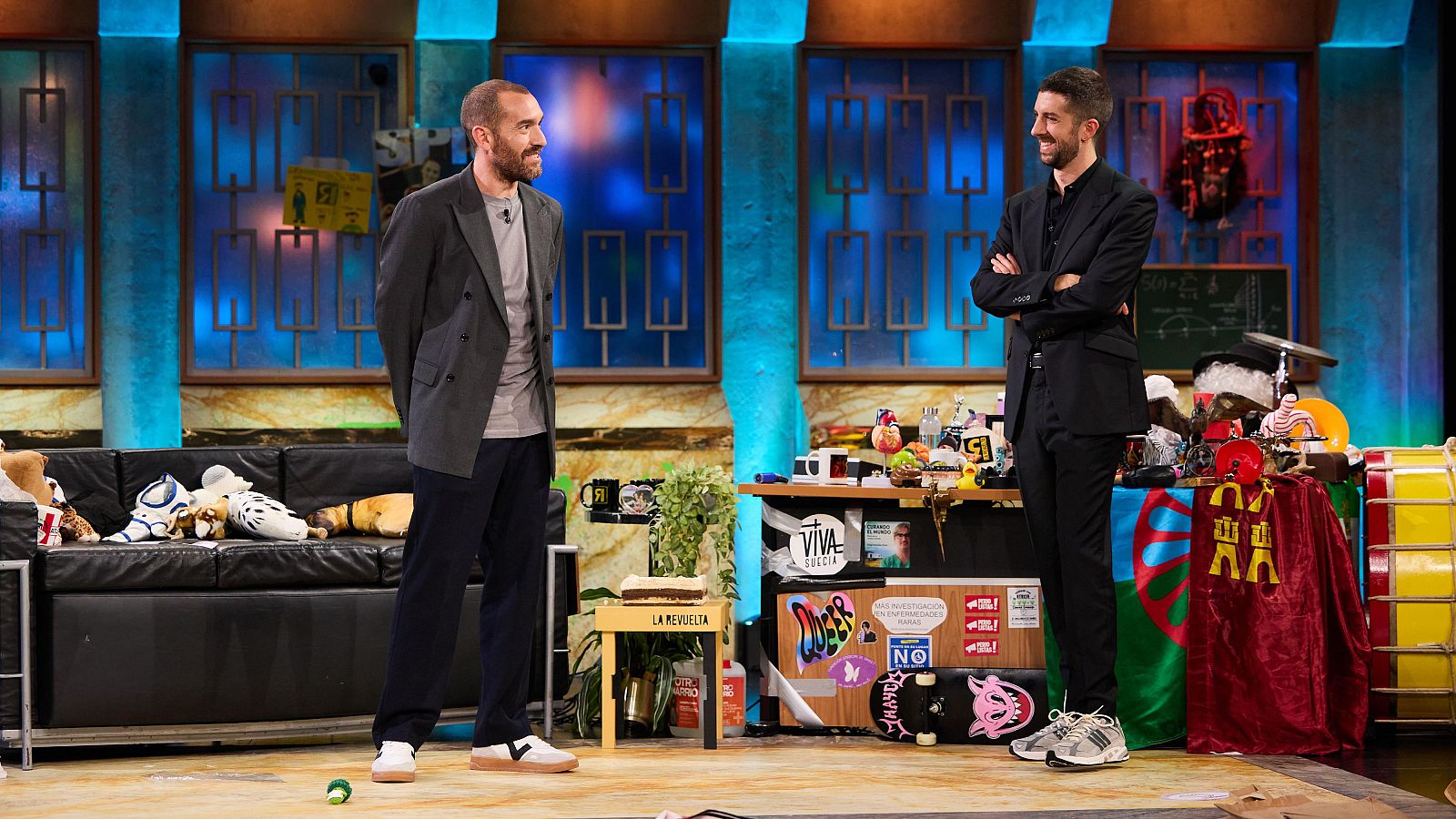 La Revuelta | Ponce (no) habla de Juan Carlos I 2/4/25 - La Revuelta | Ver