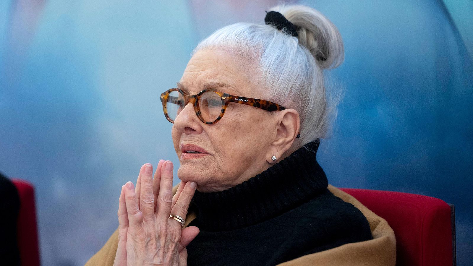 Lola Herrera, actriz: "El teatro no va a morir nunca" - La noche en 24h | Ver