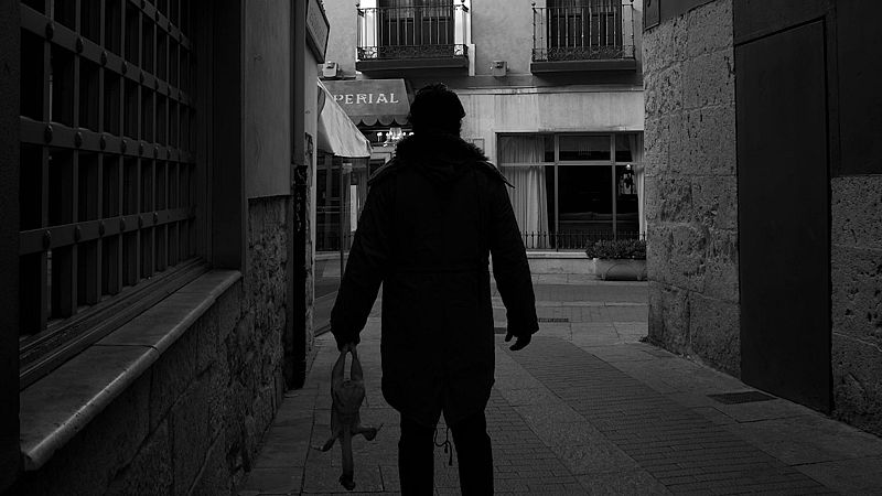 XVI Concurso de Cortos RNE - The chicken hunter - Ver ahora