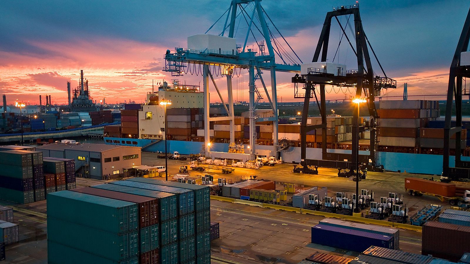 El investigador del Real Instituo Elcano analiza los aranceles de EE.UU. - Informativo 24h | Ver