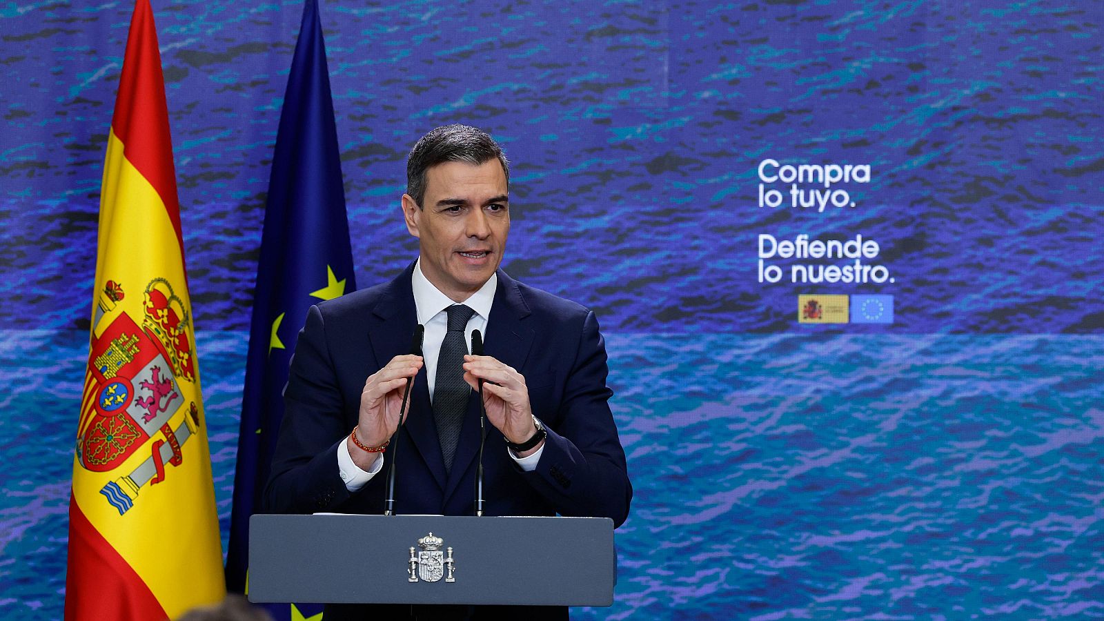 Sánchez anuncia un Plan de Respuesta y Relanzamiento Comercial para mitigar la guerra comercial de Trump - Diario 24 | Ver