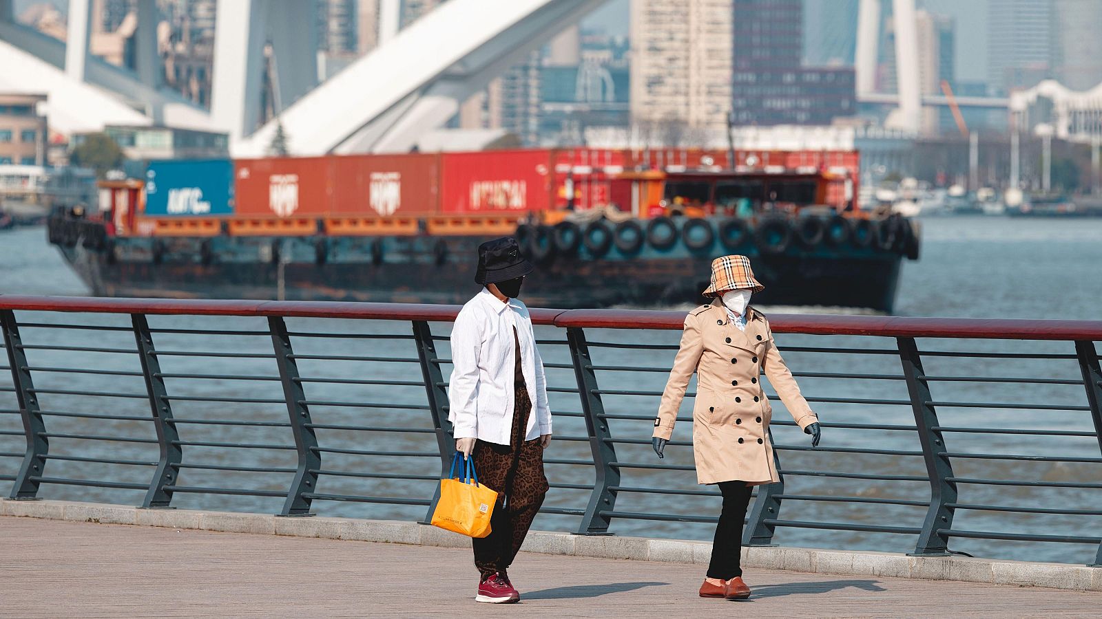 China pide a EE.UU. retirar los nuevos aranceles y promete represalias - Informativo 24h | Ver