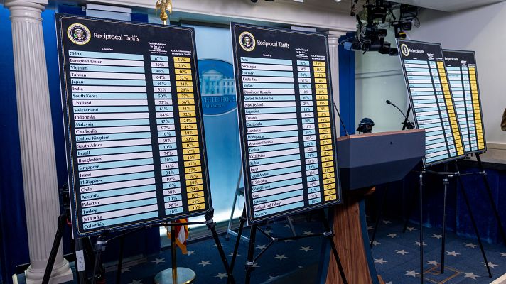 Telediario 1 - Trump declara una guerra comercial contra todos sus socios con aranceles del 10 al 50%