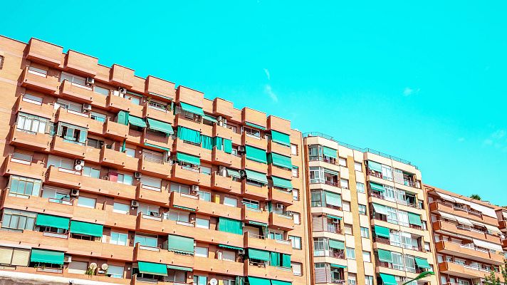 Telediario 1 - A partir de este 3 de abril será más difícil destinar un piso al alquiler turístico