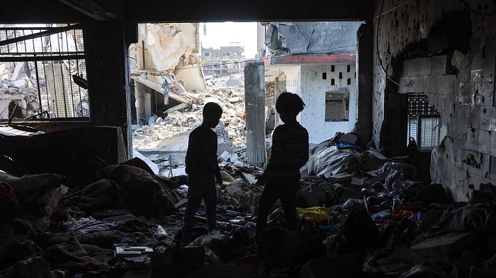 Telediario 1 - Israel mata a más de 50 personas en su ofensiva en Gaza